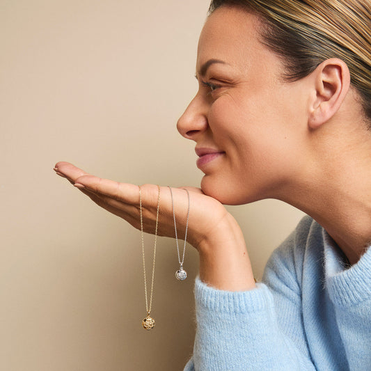 Smykke i sølv håndball