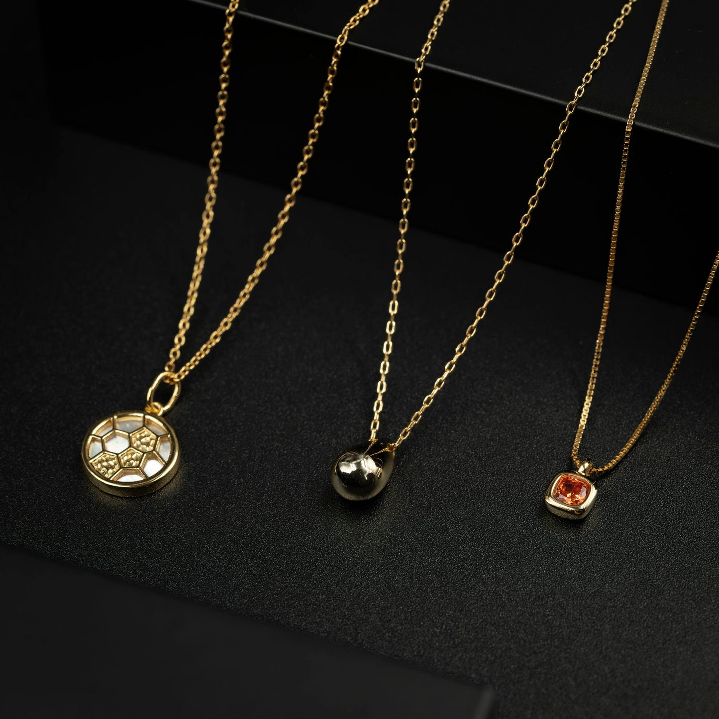 710387-2.jpg